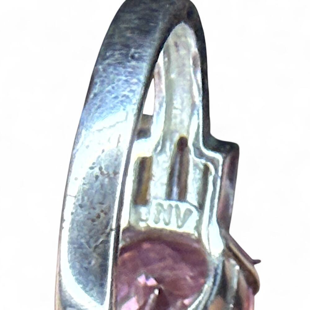 Vintage Avon Faceted Pink Glass Ring Size 7.5 Silver Tone Baguettes Cocktail - Picture 7 of 8